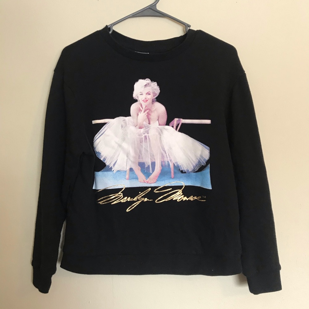 Marilyn Monroe long sleeve